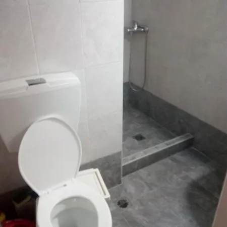 公寓 Luxurious 2 Bedroom In Center Of