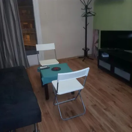公寓 Luxurious 2 Bedroom In Center Of
