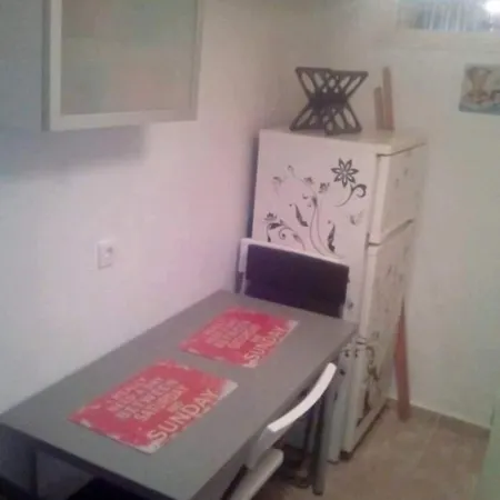 公寓 Luxurious 2 Bedroom In Center Of